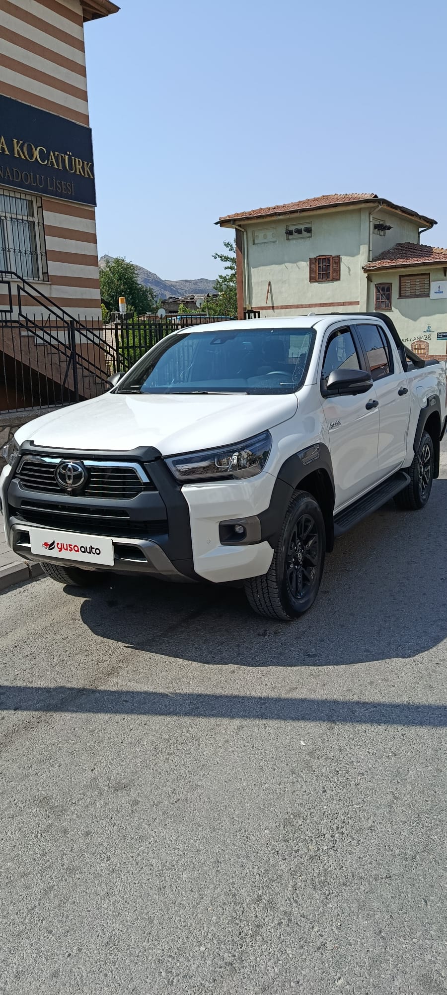 TOYOTA HİLUX